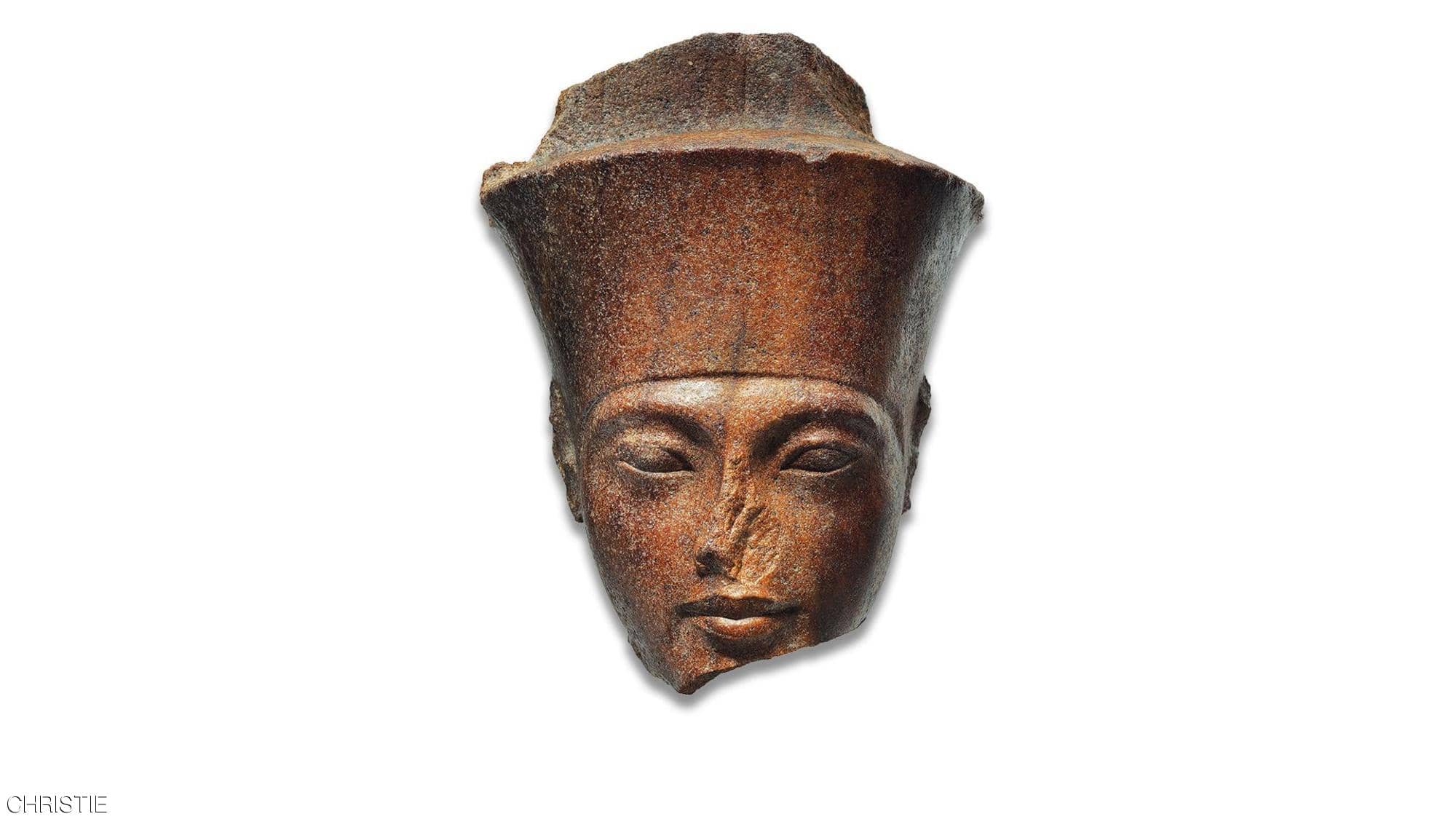 دار مزادات تكشف كيف حصلت على رأس توت عنخ آمون