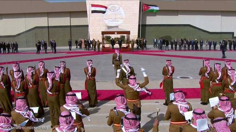 العاهل الأردني يستقبل السيسي في عمان