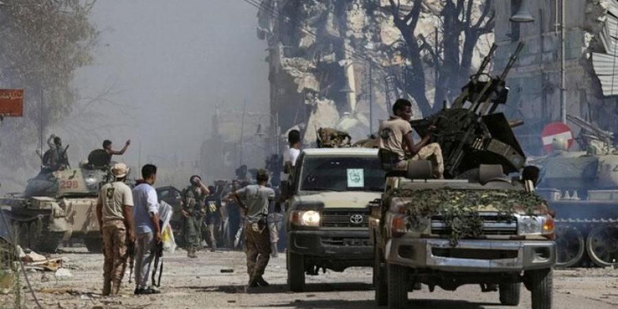 الجيش الليبي يطارد المجموعات الإرهابية في الصحراء