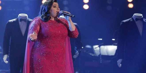 متسابقة عراقية تفوز بلقب الموسم الرابع لـ “أحلى صوت”