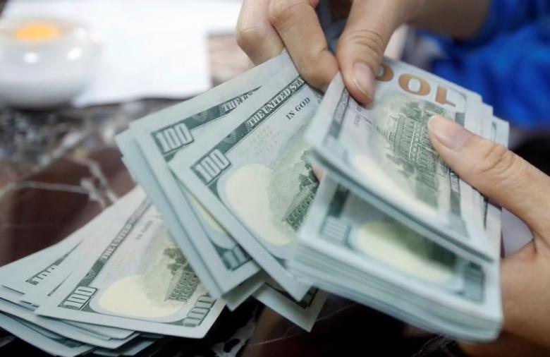 المركزي يبيع اكثر من 176 مليون دولار