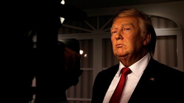 ترامب يعرب عن امتعاضه من برلمانيي الحزب الديمقراطي ويتهمهم بـ”الخيانة”