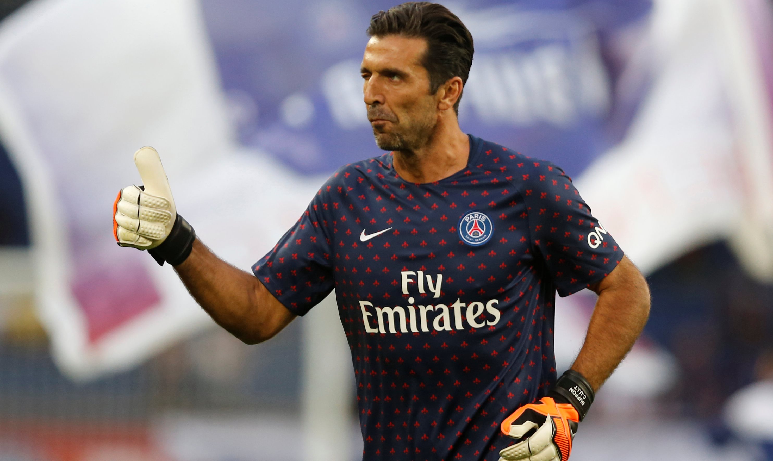 بوفون يحسم مصيره مع سان جيرمان