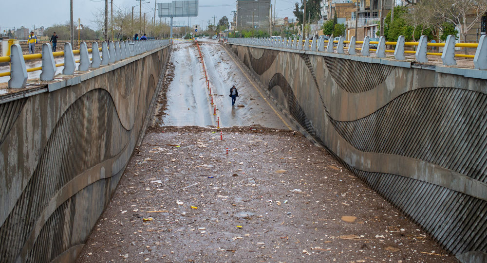 إيران: السيول تسببت في خسائر تقدر بنحو 2.5 مليار دولار