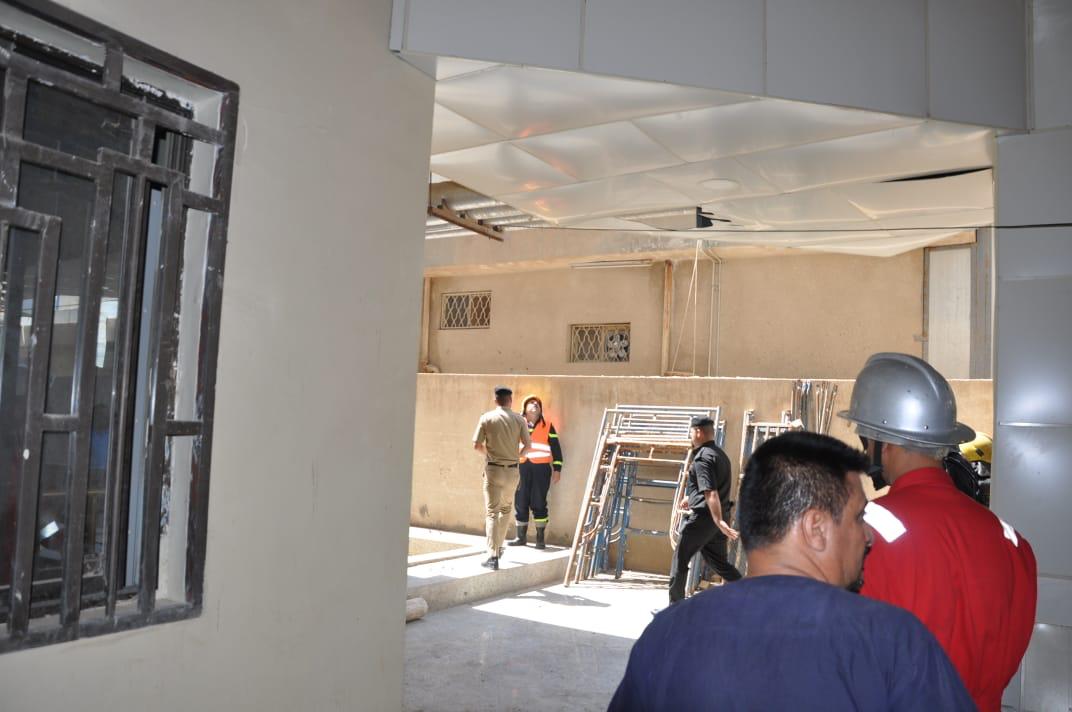 الدفاع المدني يخمد حريقاً نشب داخل مستشفى الحسين في كربلاء