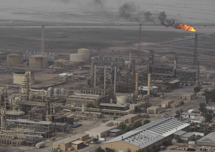 النفط تعلن عن تشغيل مصفى صلاح الدين بطاقة 70 الف برميل