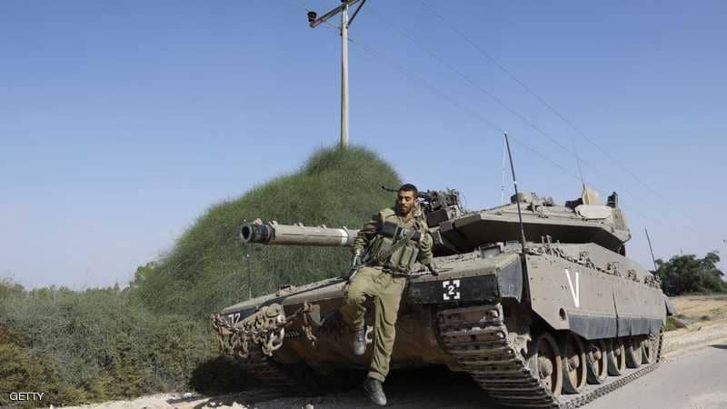 إطلاق النار على فلسطيني واعتقاله على الحدود مع غزة