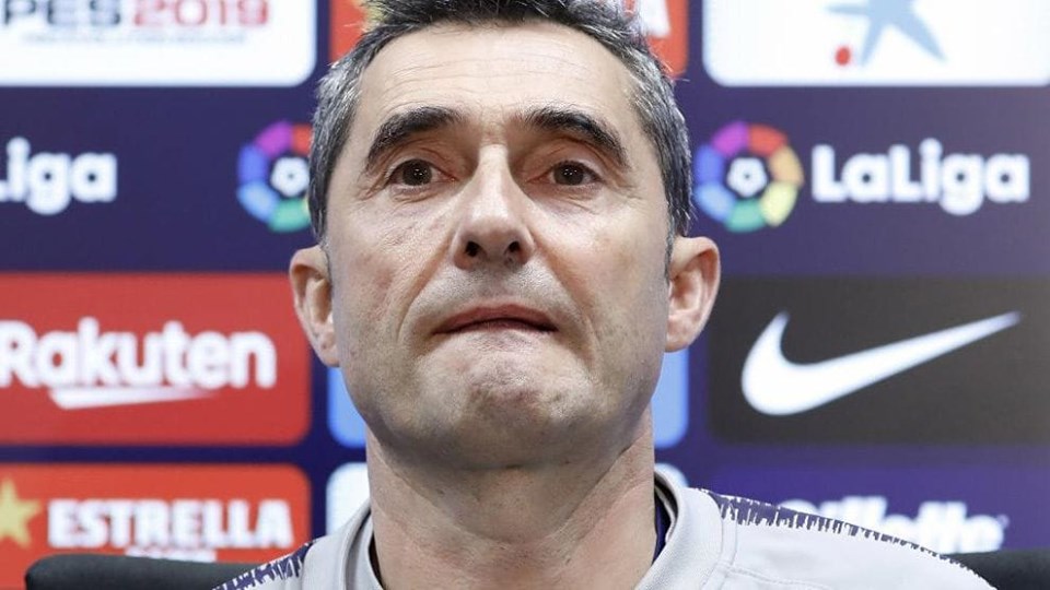 فالفيردي يعلن استمراره مدربا لبرشلونة الموسم المقبل