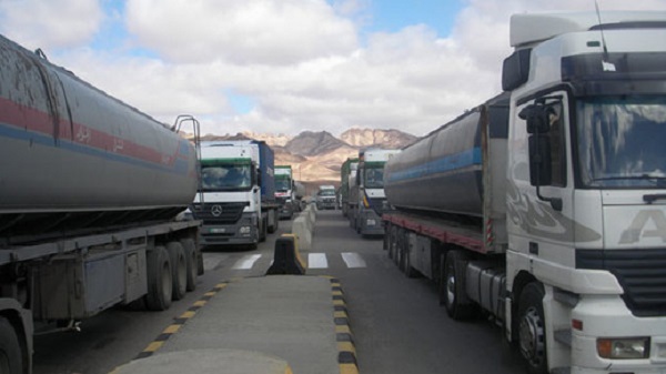 تحقيق البصرة: القبض على 14 متهما حاولوا تهريب 13 صهريجا محملا بالنفط