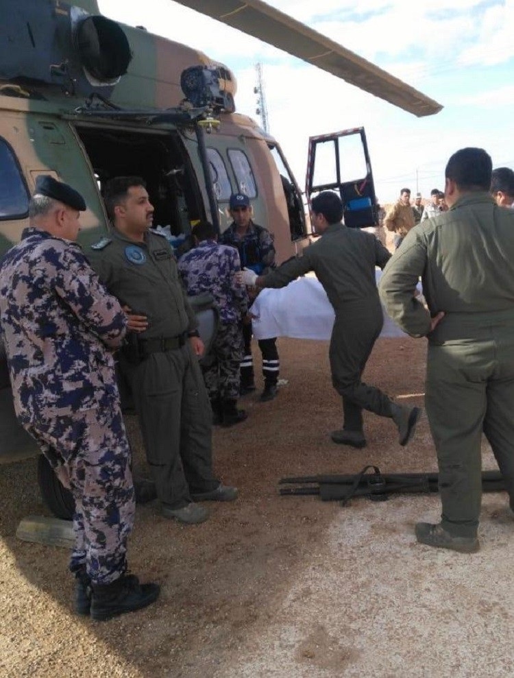 الملك الأردني يوجه بإنقاذ أربعة جنود عراقيين تعرضوا لانفجار قرب الحدود