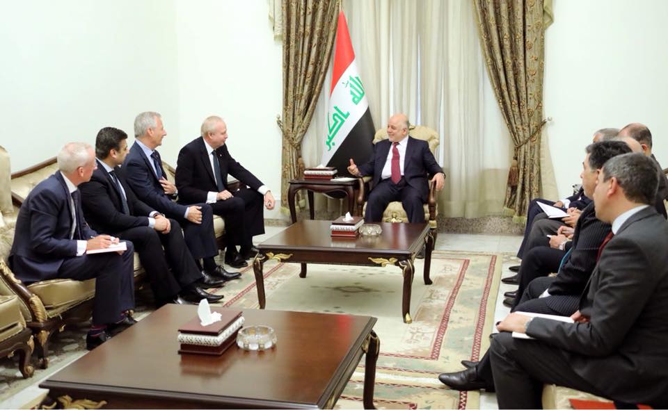 العبادي يبحث مع رئيس شركة بريتش بتروليوم النفطية تطوير حقول الرميلة وكركوك