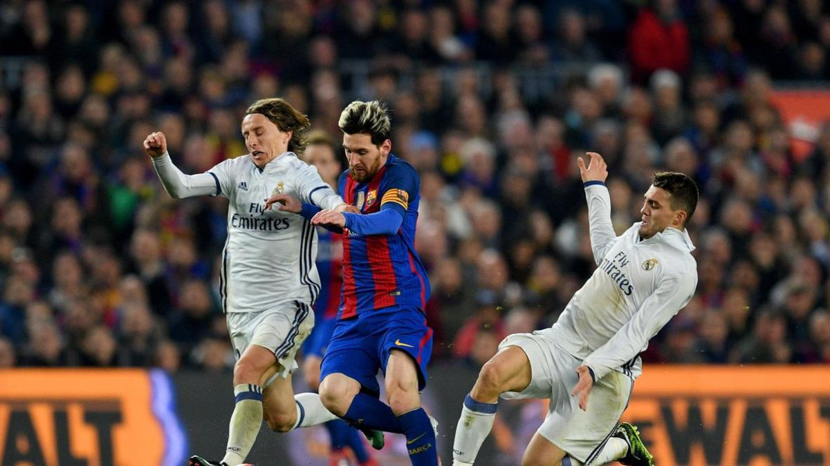 طموحات برشلونة تصطدم بأماني ريال مدريد في كلاسيكو الأرض