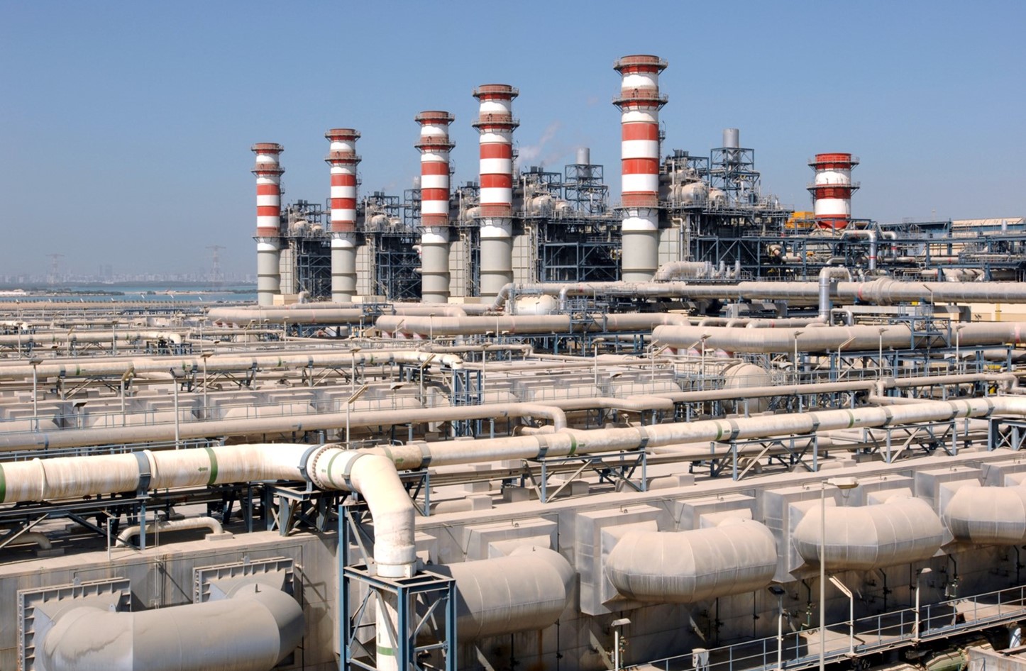 بلومبرج: ضغوطات أمريكية تبطل صفقة اقتصادية للعراق بقيمة 15 مليار