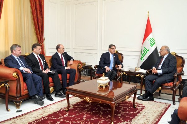 رئيس الوزراء يؤكد لوزير الطاقة الأمريكي أهمية توسيع التعاون بمجالات الطاقة والنفط