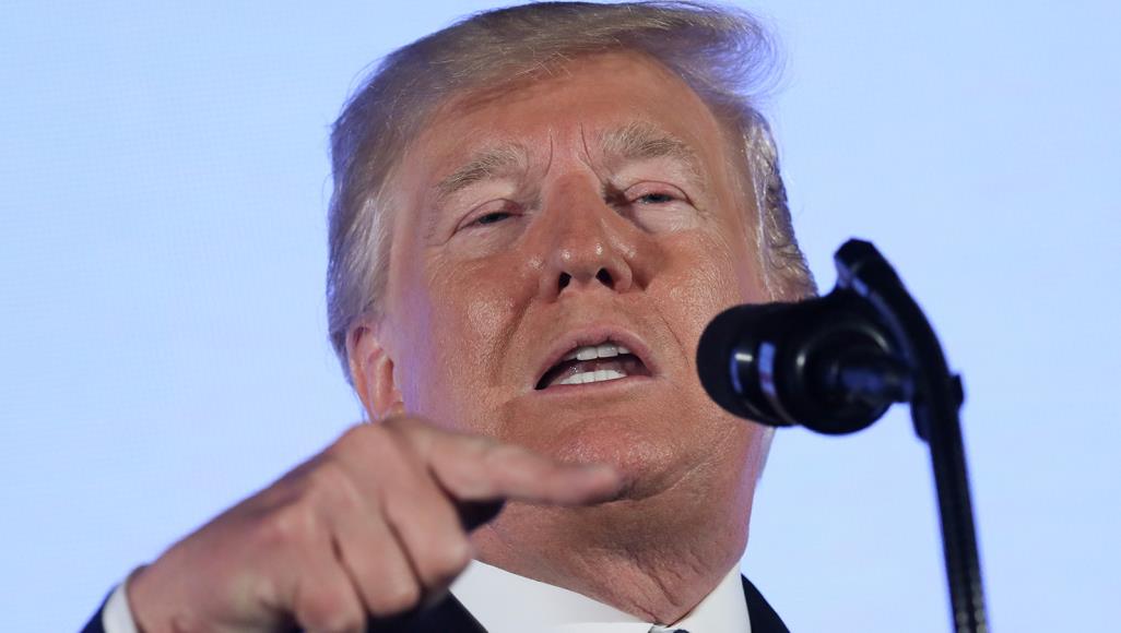 إلغاء فيلم “الصيد”.. عندما تنحني هوليوود لترامب