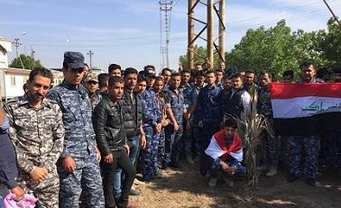 الحراس المتعاقدون مع نفط البصرة يتظاهرون أمام الشركة ويهددون باعتصام