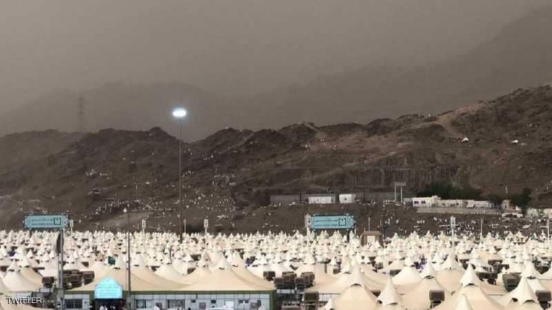 أمطار غزيرة على مكة عشية الوقوف بعرفة