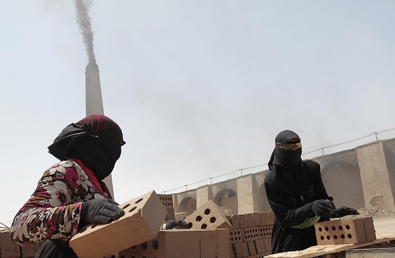 زيادة أسعار الوقود تهدد معامل لإنتاج الطابوق في البلاد