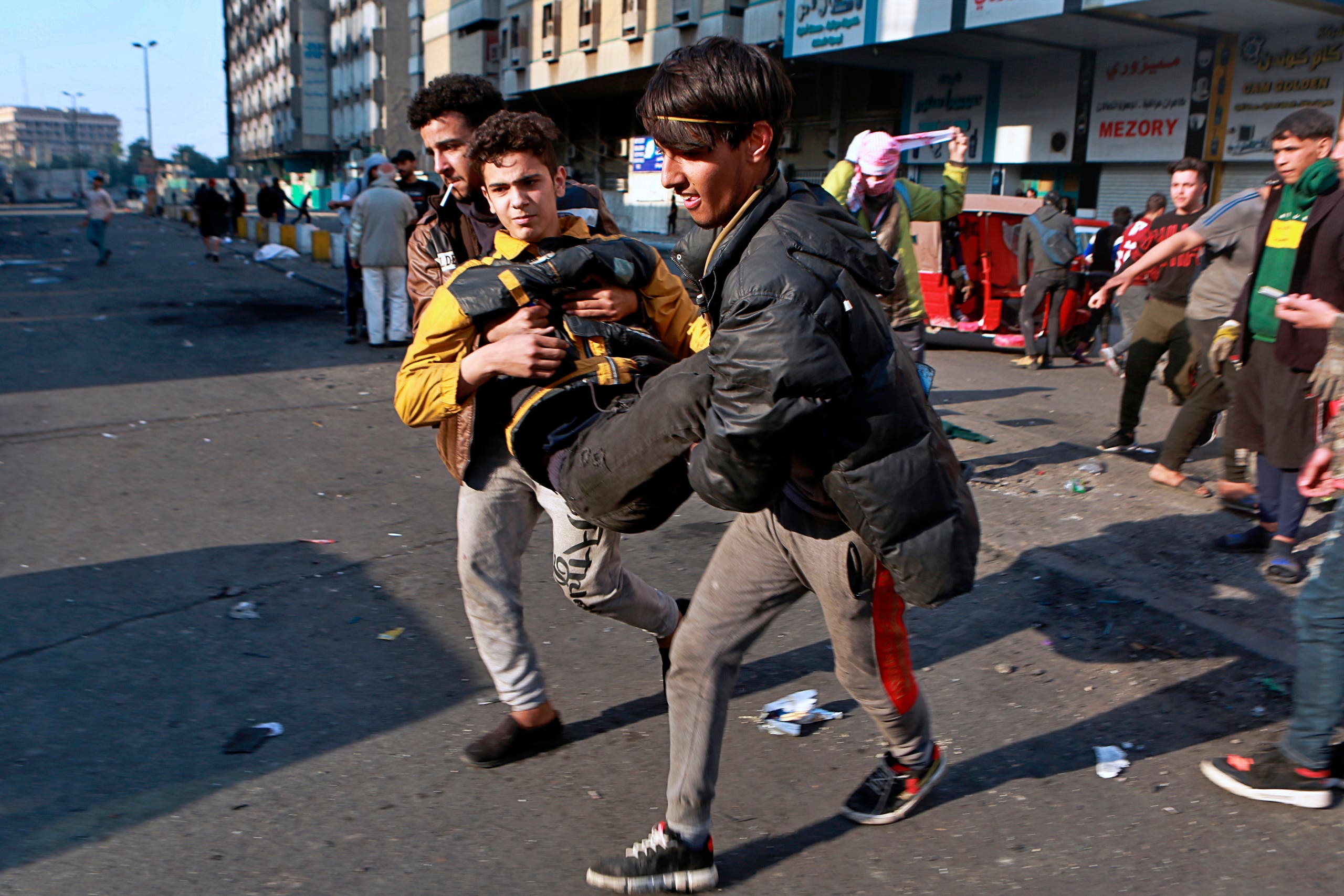 حصيلة جديدة لضحايا التظاهرات .. 545 شهيدا و79 مختطفاً و24 ألف مصاب