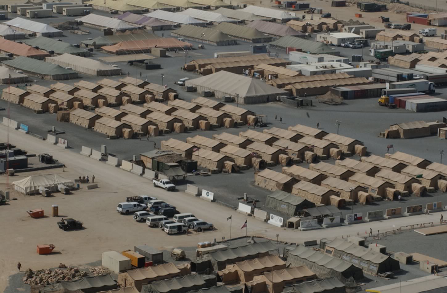 واشنطن تتطلع للحصول على أموال من الحلفاء الذين يستضيفون قواتها