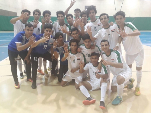 ليوث الصالات يواصلون تدريباتهم في معسكر قطر ويواجهون الريان غدا الاثنين