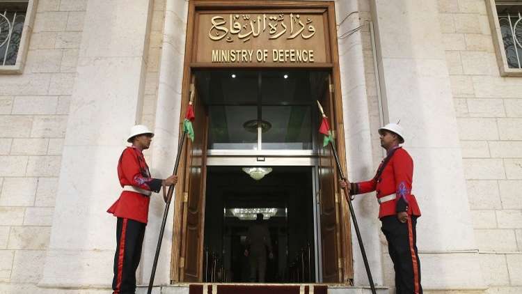 ثلاثة قادة عسكريين يتصدرون ترشيحات الدفاع العراقية