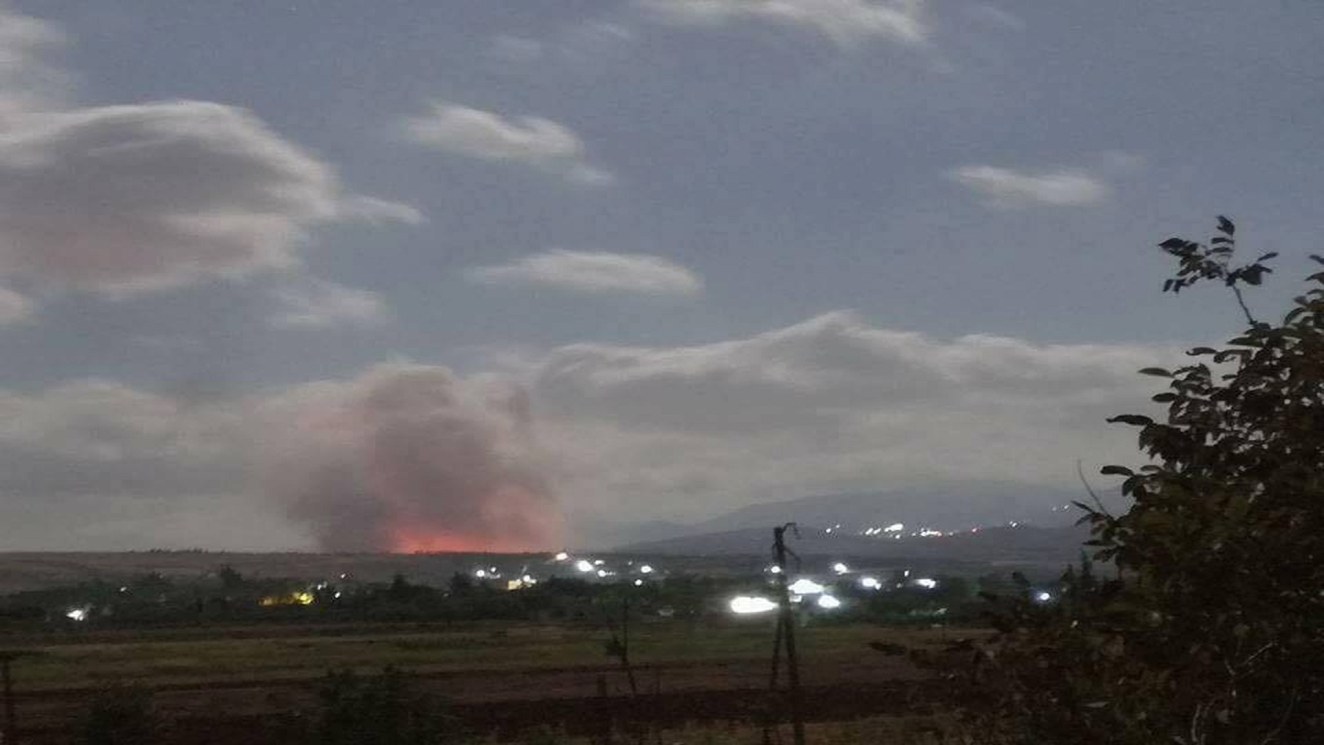 التلفزيون السوري: الطيران الاسرائيلي يستهدف مواقع عسكرية في حماة