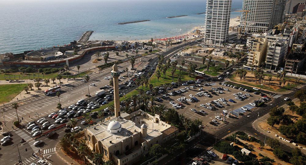 سماع دوي انفجارات في تل أبيب