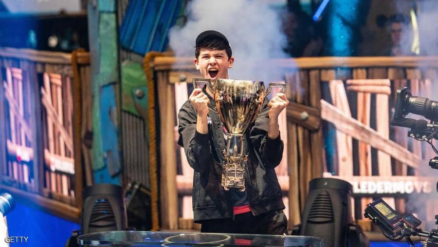 أول بطل عالم في “فورتنايت”.. وجائزته 3 ملايين دولار