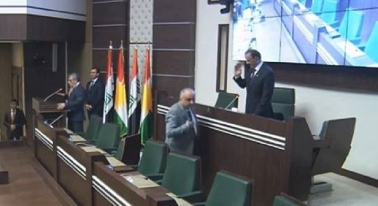 اداء اليمين في برلمان كردستان يكلف الاقليم اكثر من 500 مليون دينار