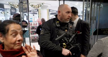 الشرطة البريطانية : نتعامل مع “حادث كبير” فى بلدة بارنسلى