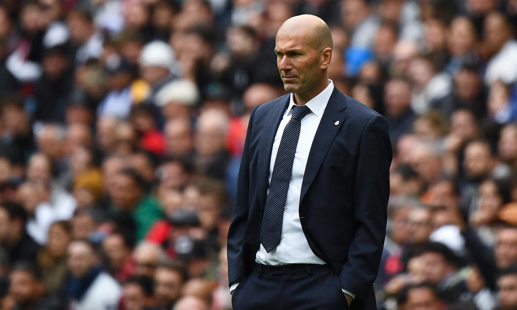 زيدان يسيطر على غضبه بسلاح التجاهل