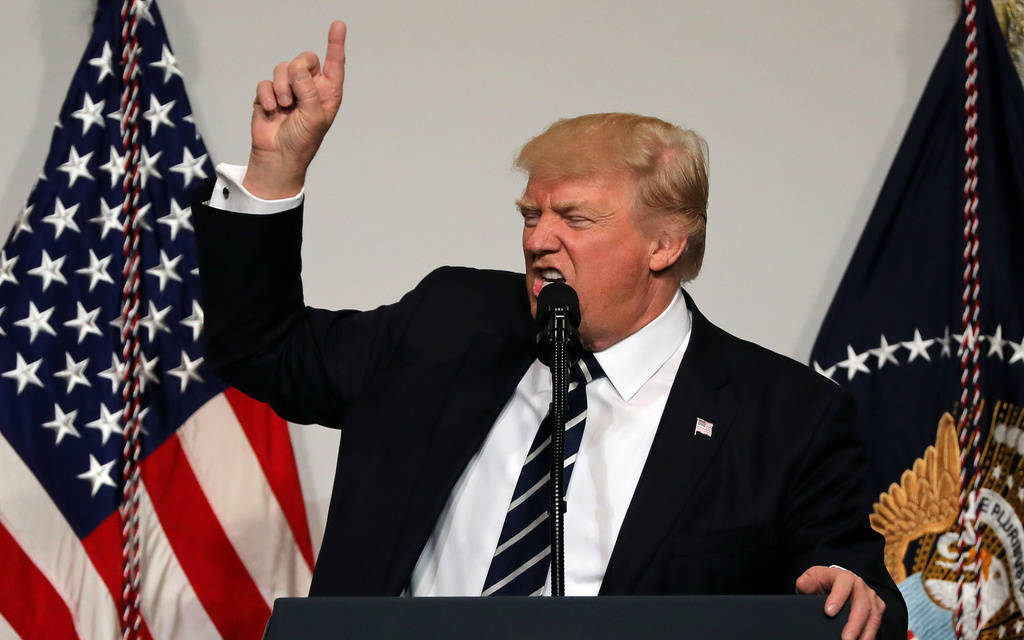 ترامب: مستعد لغلق الحكومة الأمريكية إذا لم يصوت الديمقراطيون لأمن الحدود