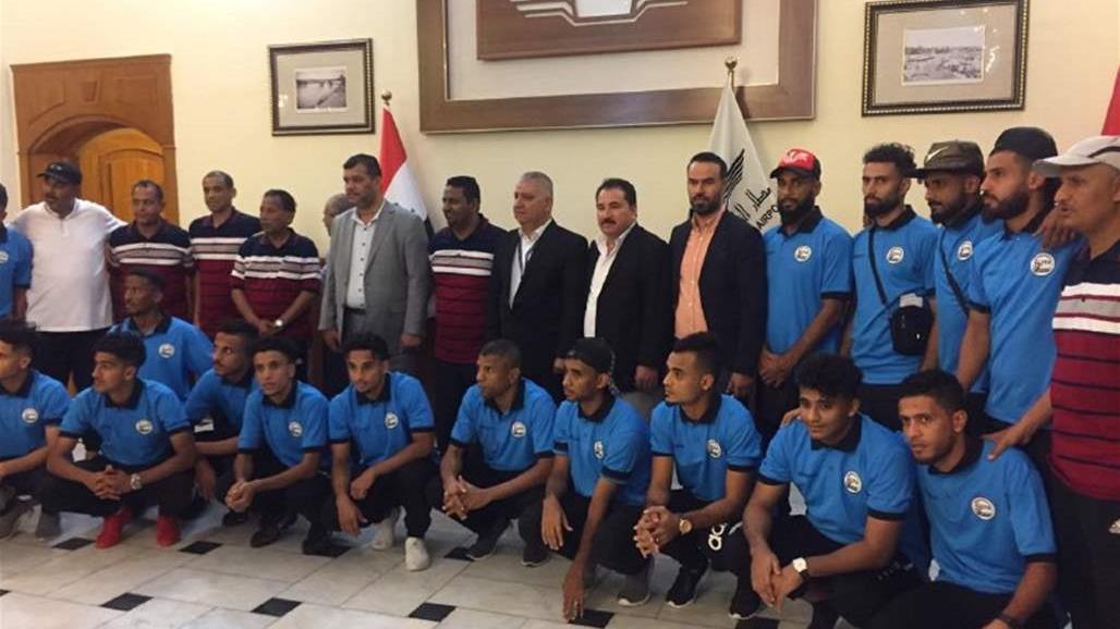 المنتخب اليمني يصل الى مطار النجف الدولي