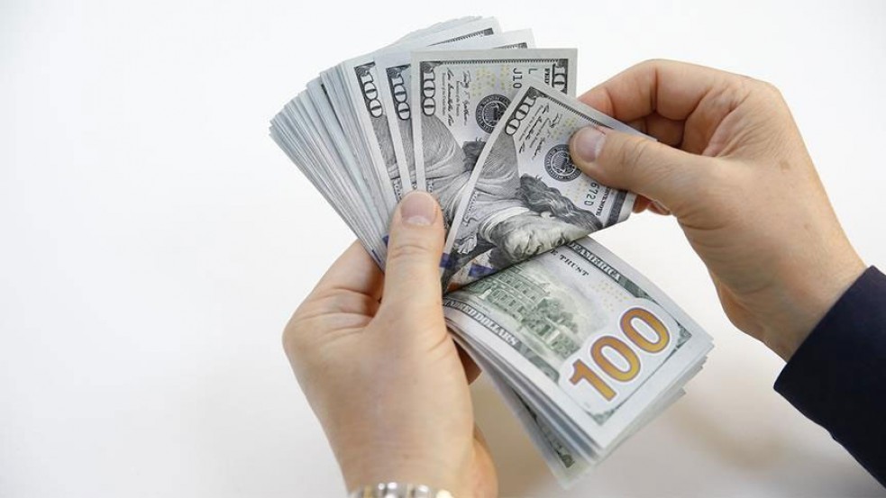 استقرار صرف الدولار لليوم الرابع في بورصة الكفاح والأسواق المحلية