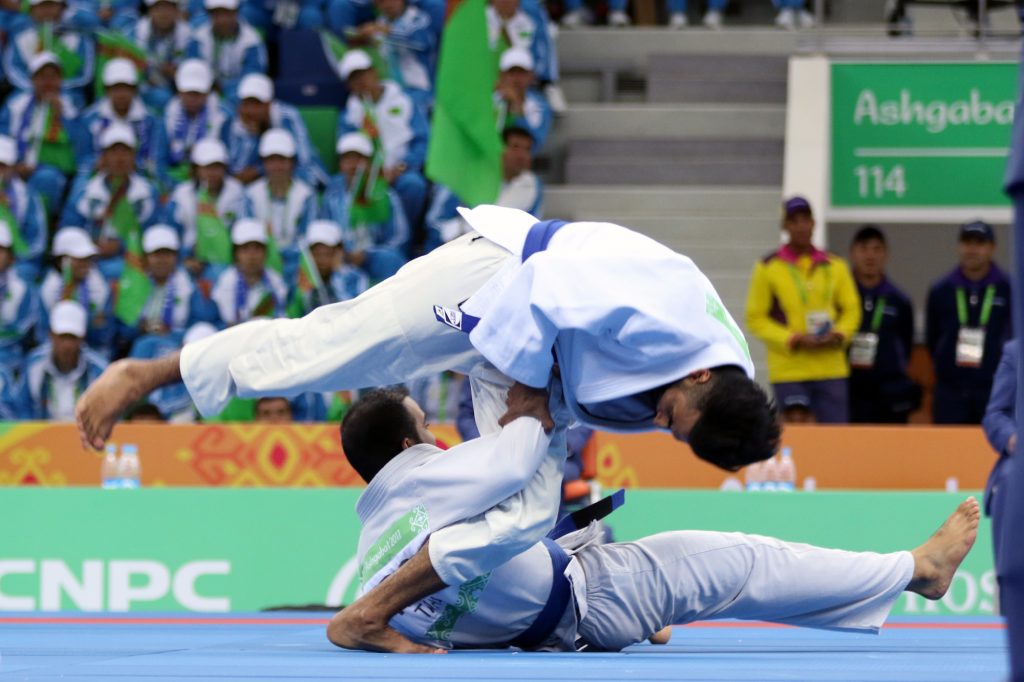 العراق يحصد 5 ميداليات في بطولة آسيا للجوجتسو والسامبو