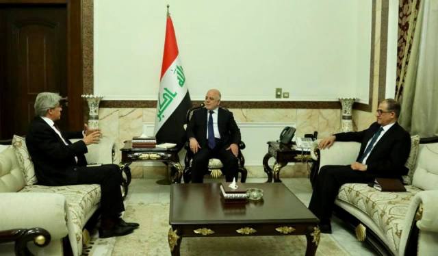 العبادي يبحث مع السفير الفرنسي التعاون بين البلدين ودعم العراق بعملية الإعمار والبناء