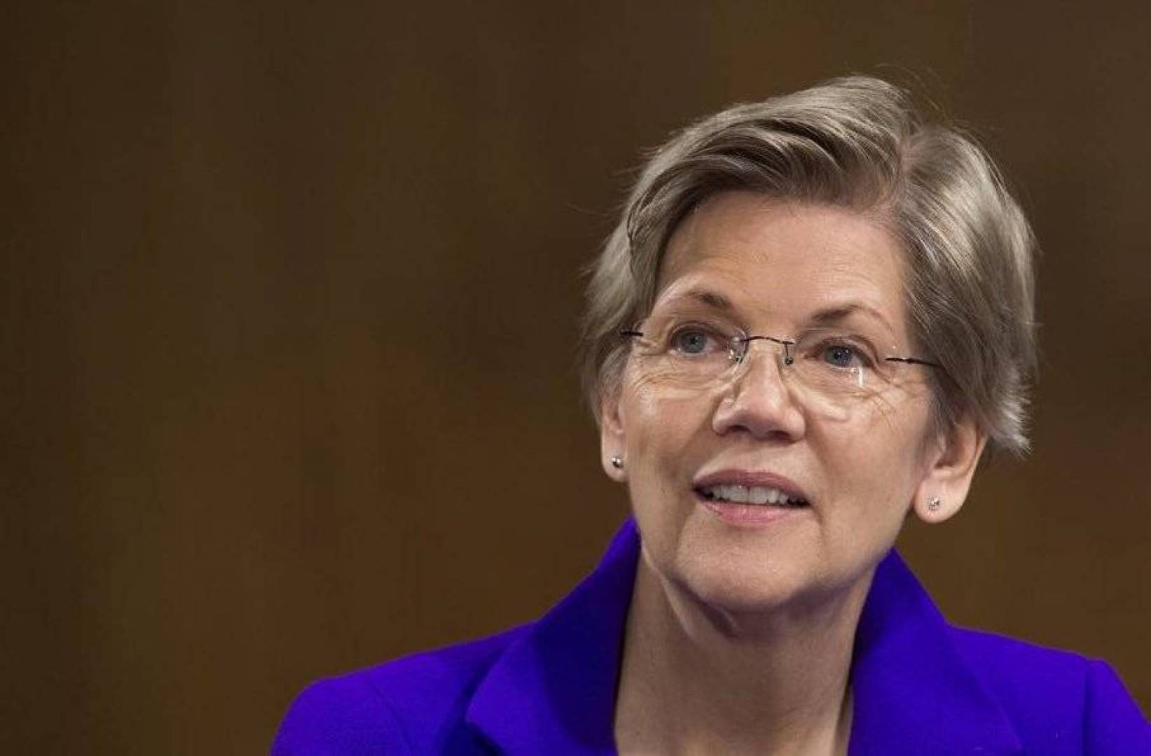 الديمقراطية إليزابيث وارن تطلق حملتها لانتخابات الرئاسة الأمريكية