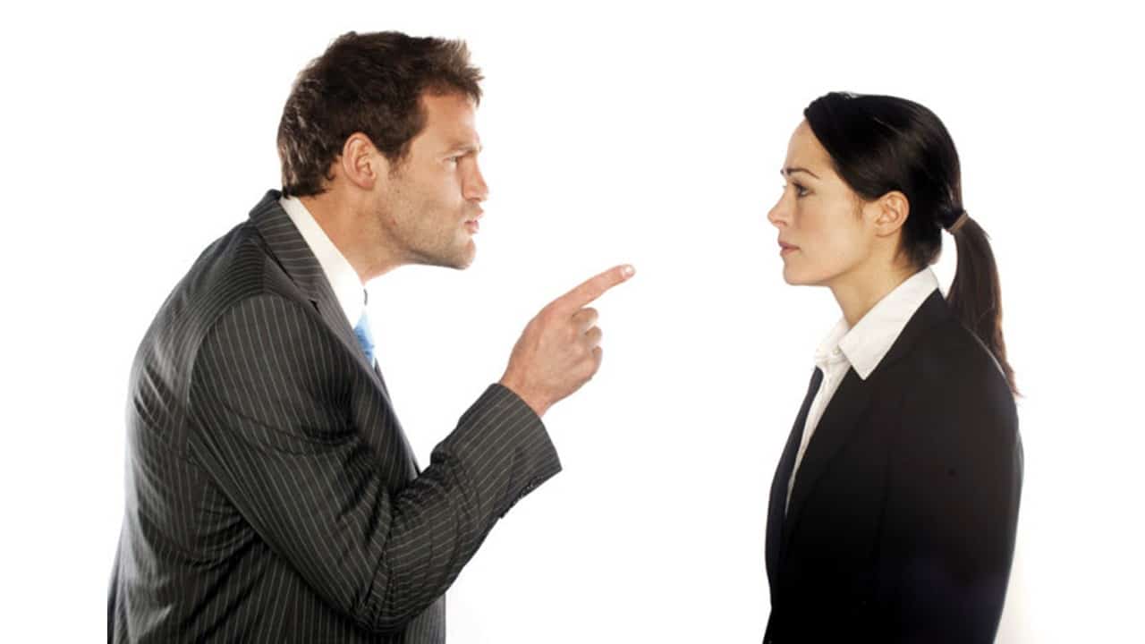 دراسة تربط التنمر والعنف في العمل بخطر الإصابة بأمراض القلب