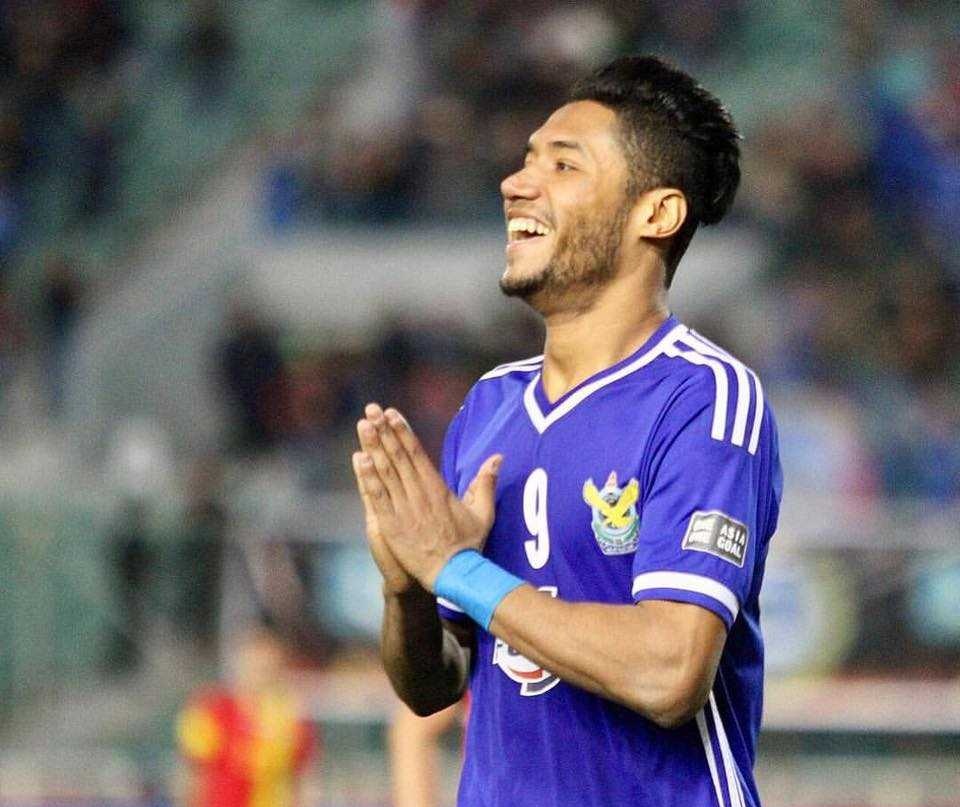 عماد محسن: سعيد بتسجيل أول أهدافي مع الوطني