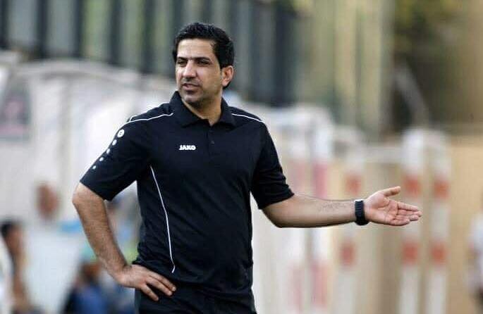 الصناعات الكهربائية يقترب من اقالة مدربه عماد عودة