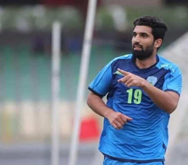 حسين علي يعود للميناء