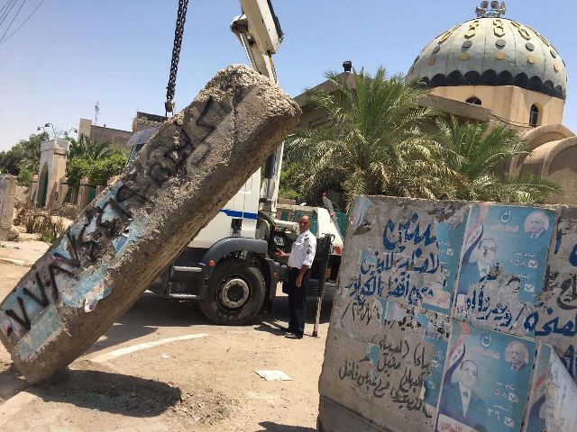 بالصور.. فتح شوارع مغلقة في جانب الرصافة من بغداد